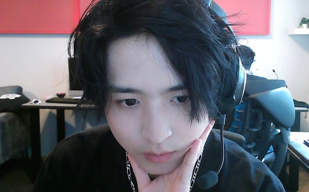 C9绝杀KT,Hanssama完成史诗逆转峡谷大战四强赛,点燃全场激情 C9绝杀KT,Hanssama完成史诗逆转峡谷大战四强赛,点燃全场激情