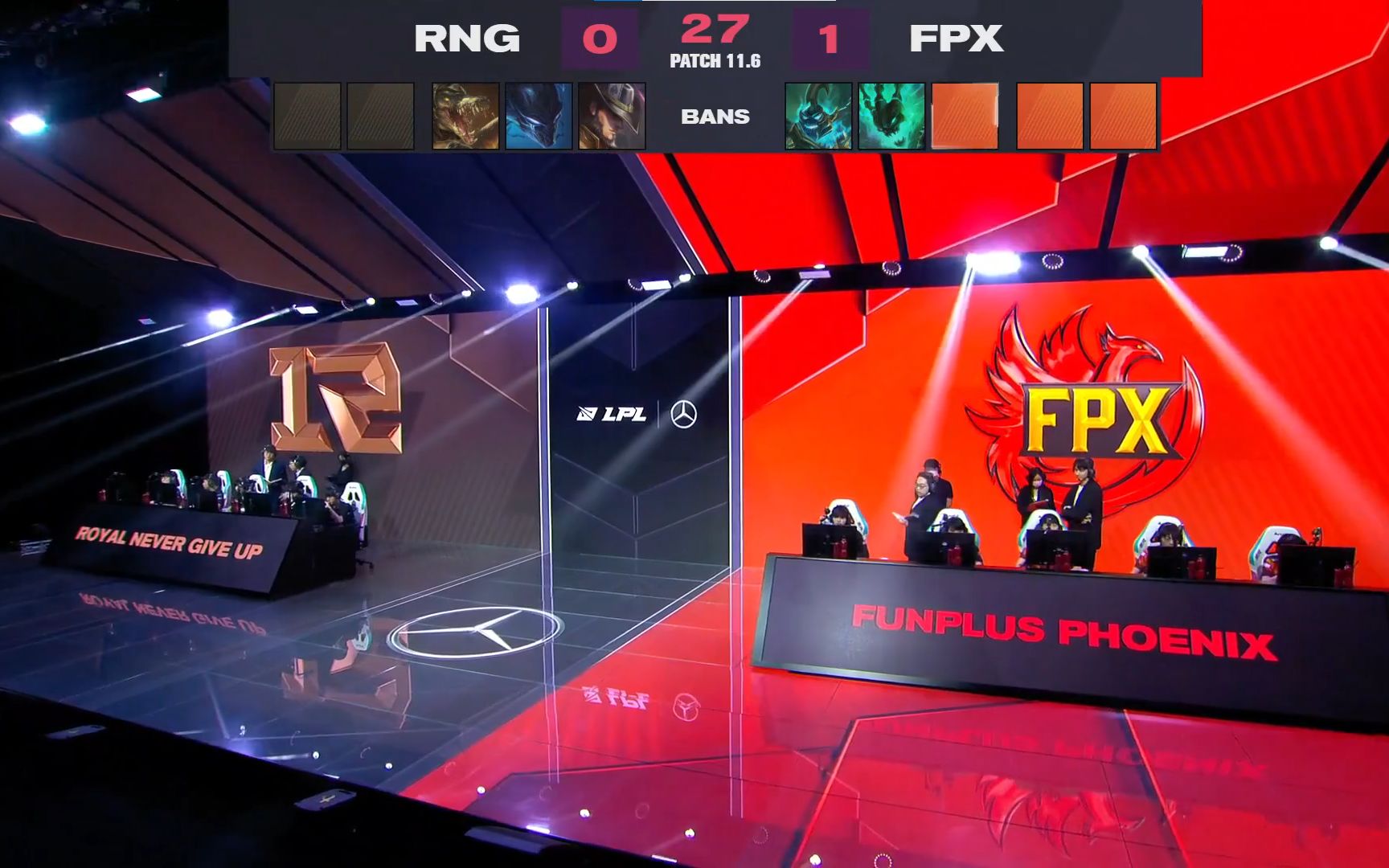 T1力克FLY，Canyon单局斩获MVP峡谷大战四强赛，点燃全场激情