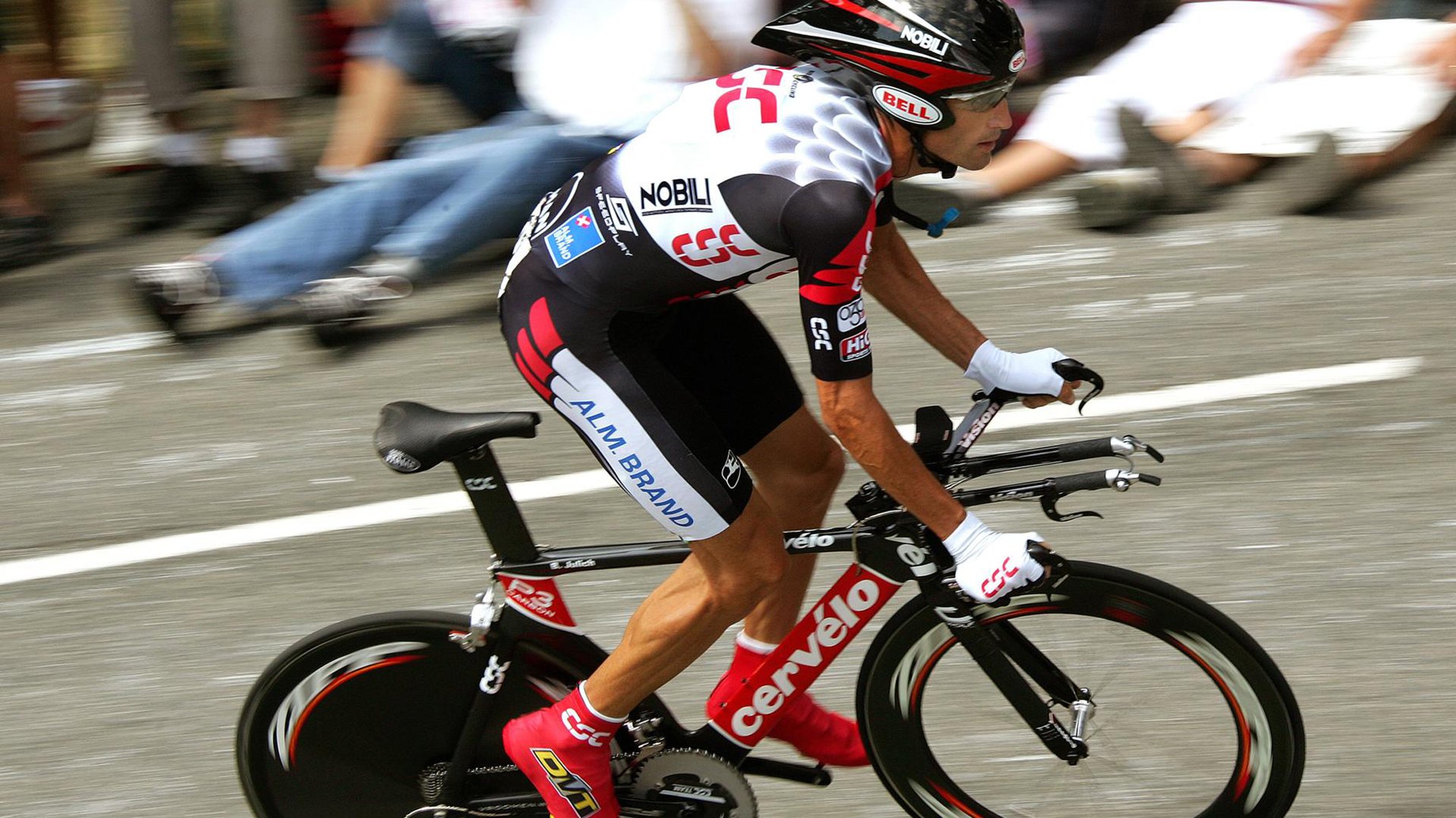 帕尔默一锤定音，喀麦隆逆袭波兰震惊世界！战术完胜与个人英雄主义的完美结合