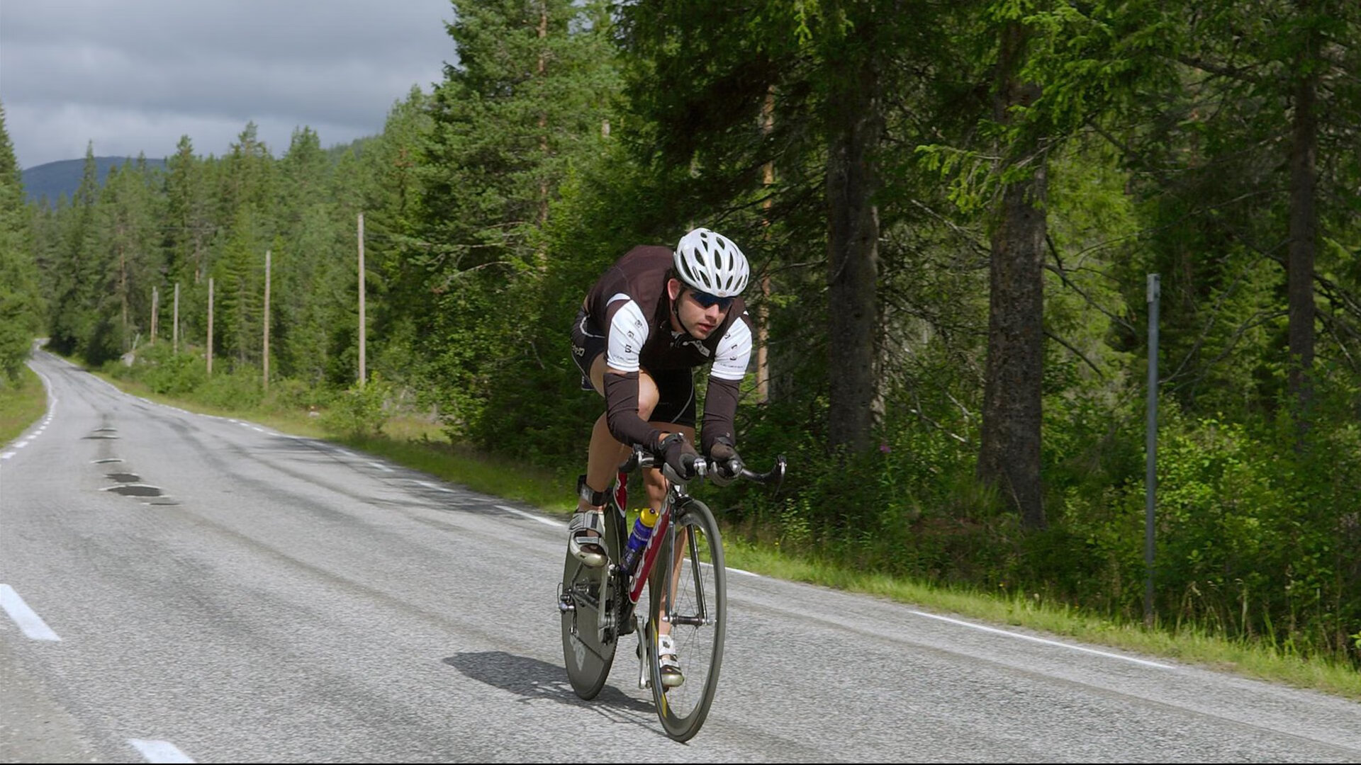 末节15分+绝命封盖！当宿敌用48分钟将勇士逼入绝境，是孙兴慜化身救主
